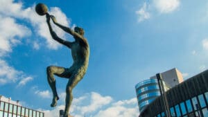 drazen-petrovic-spomenik