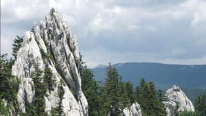 Bijele i Samarske stijene, Hrvatska