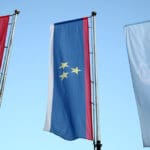 Zastava, Vojvodine, Srbije, Novi Sad, referendum, Ivica Dačić, Nenad Čanak