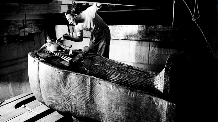 Howard Carter u Tutankhamenovoj grobnici