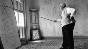 Henri Matisse http://www.widewalls.ch/ww-apps-lib/uploads/Henri-Matisse-in-His-Studio-courtesy-of-theredlist.jpg