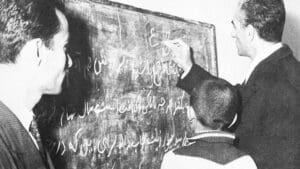 http://danamotor.ir/Pahlavi_Mohammad_Reza_Shah_Sepah_Danesh_School.jpg