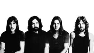 Pink Floyd, postava, http://www.musiclipse.com/wp-content/uploads/2014/08/Classic-Pink-Floyd-Photo-Band-Menmbers-In-1972-Meddle-Era.jpg