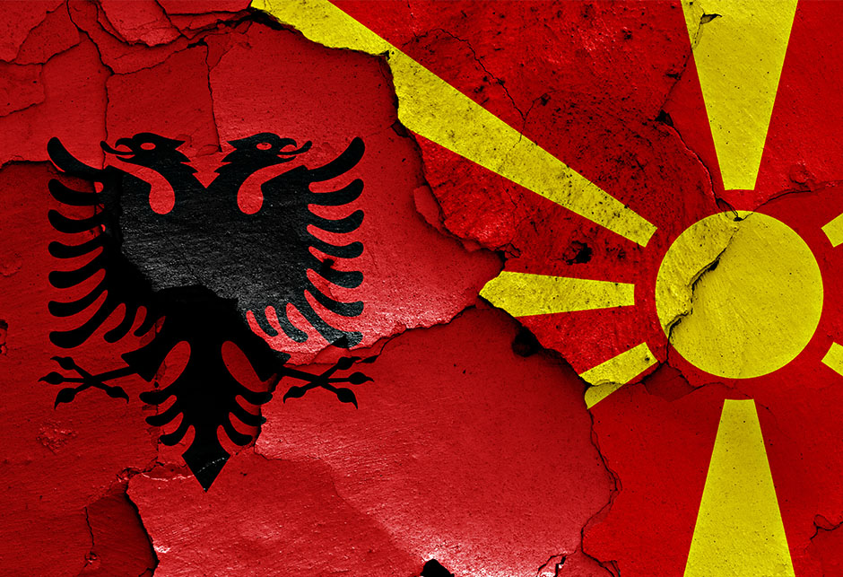Zastave - Albanjia i Makedonija