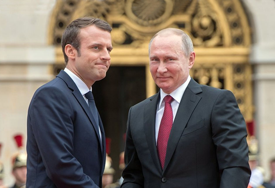Vladimir Putin - Emmanuel Macron