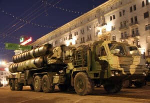 s 400 triumf