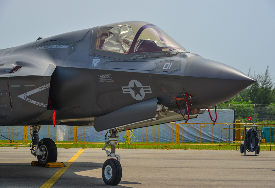 F35