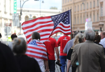 SAD Poljska zastava Varsava