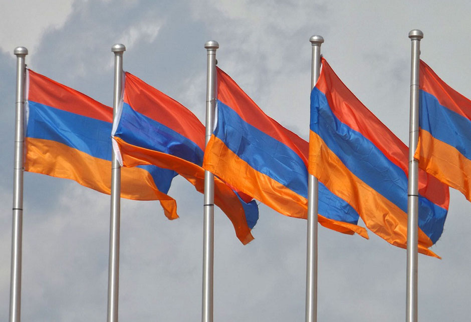 Armenija zastava