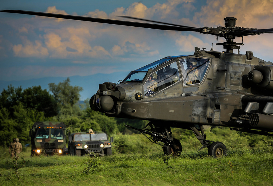 helikopter Apache