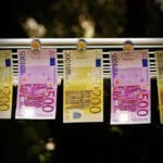 Euro novčanice - Svi moraju u eurozonu