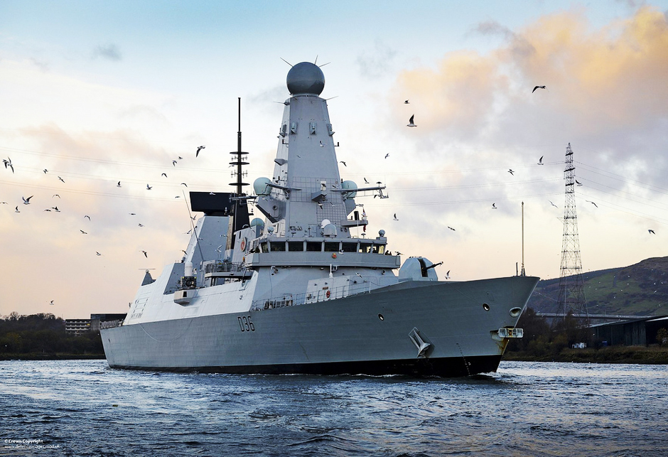 razarač D36 HMS Defender Type 45