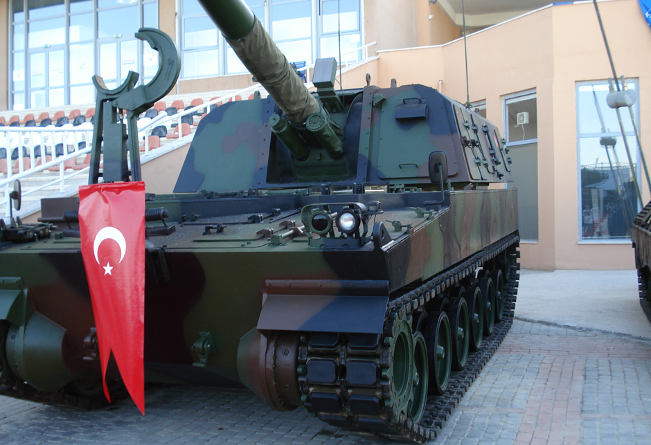 Turska samohodna haubica T-155 Firtina