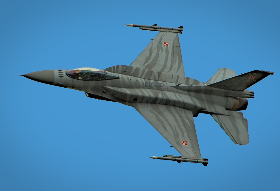 F-16