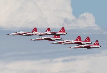 Akro grupa Turske zvijezde Türk Yıldızları Northrop (Canadair) NF-5B (CL-226) Turkish st