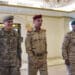 U.S. Army general Joseph L. VOtel i Othman Al-Ghanimi Irak general Mohammed Khaled Al-Khadher Kuvajt