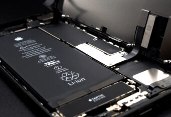 iPhone pametni telefon komponente čip