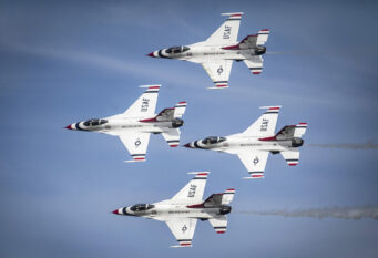 Thunderbirds F-16 USAF