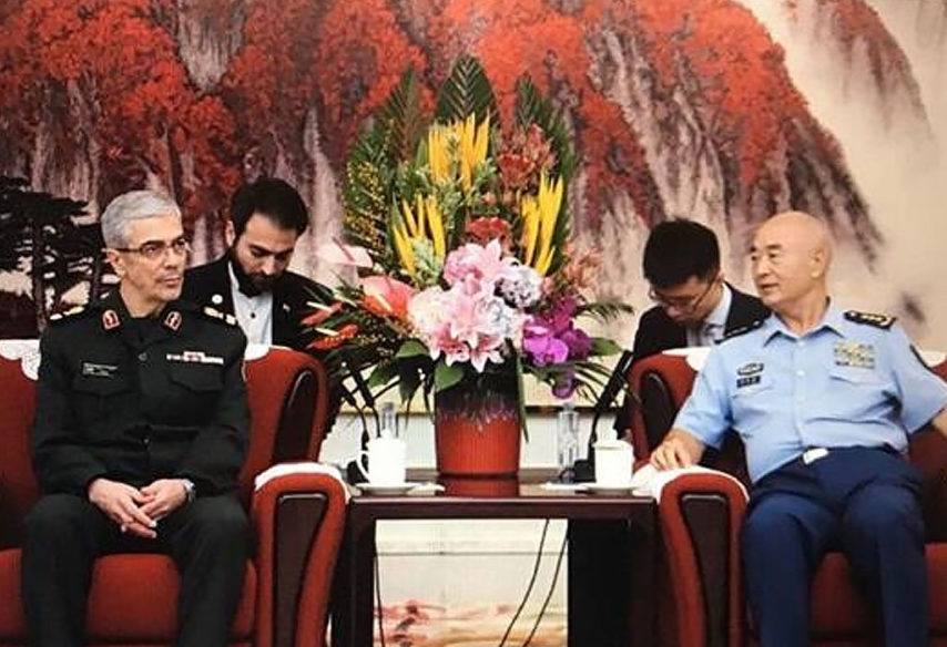 General Mohammad Bagheri i potpredsjednikom kineske Centralne vojne komisije Xu Qiliang 11. rujna u Pekingu
