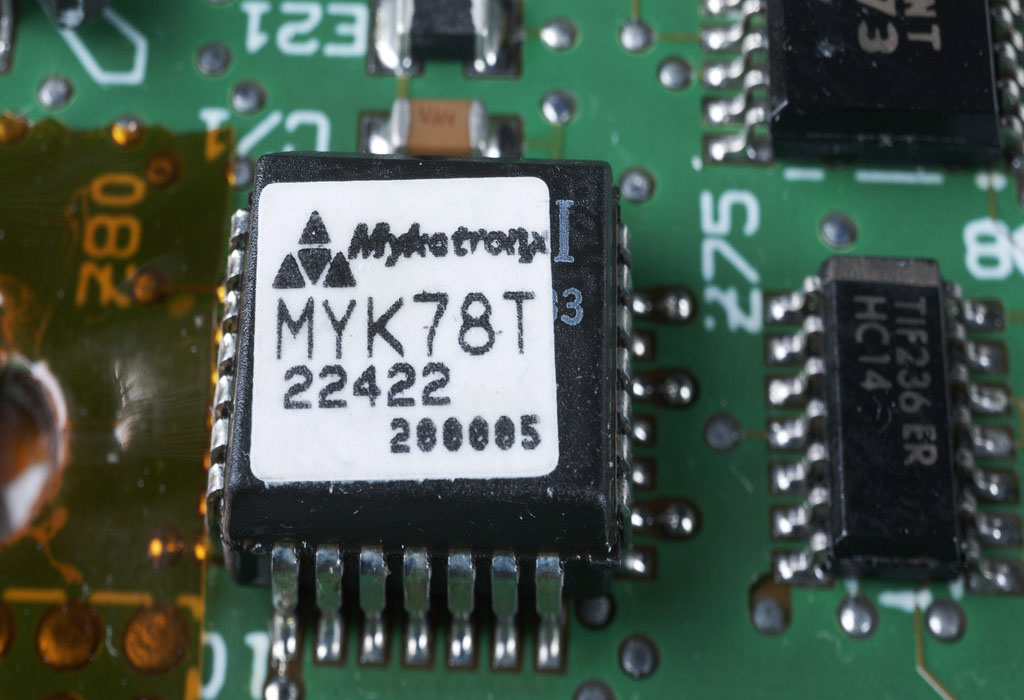 Mykotronx MYK-78T ("Clipper") Escrowed Encryption Chip čip