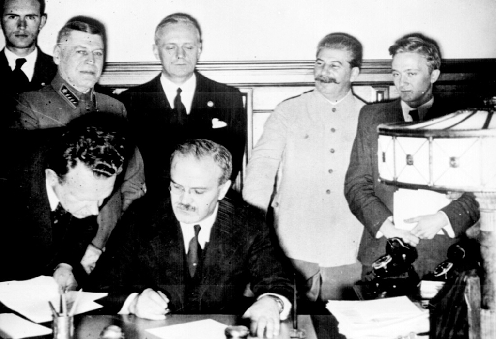 Ribbentrop-Molotov pakt