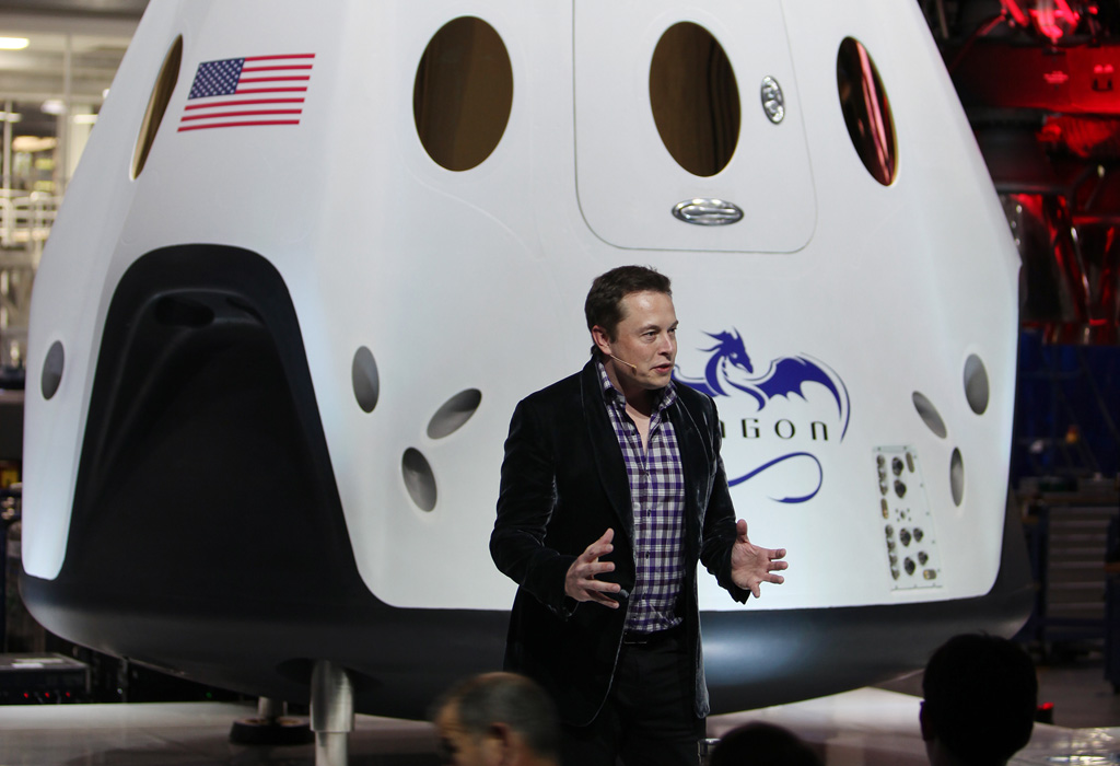 Kapsula Dragon V2 Elon Musk SpaceX