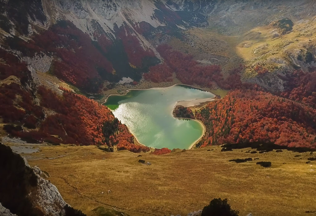 Trnovačko jezero - Crna Gora-Dženad Džino