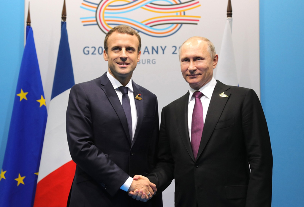 Emmanuel Macron - Vladimir Putin