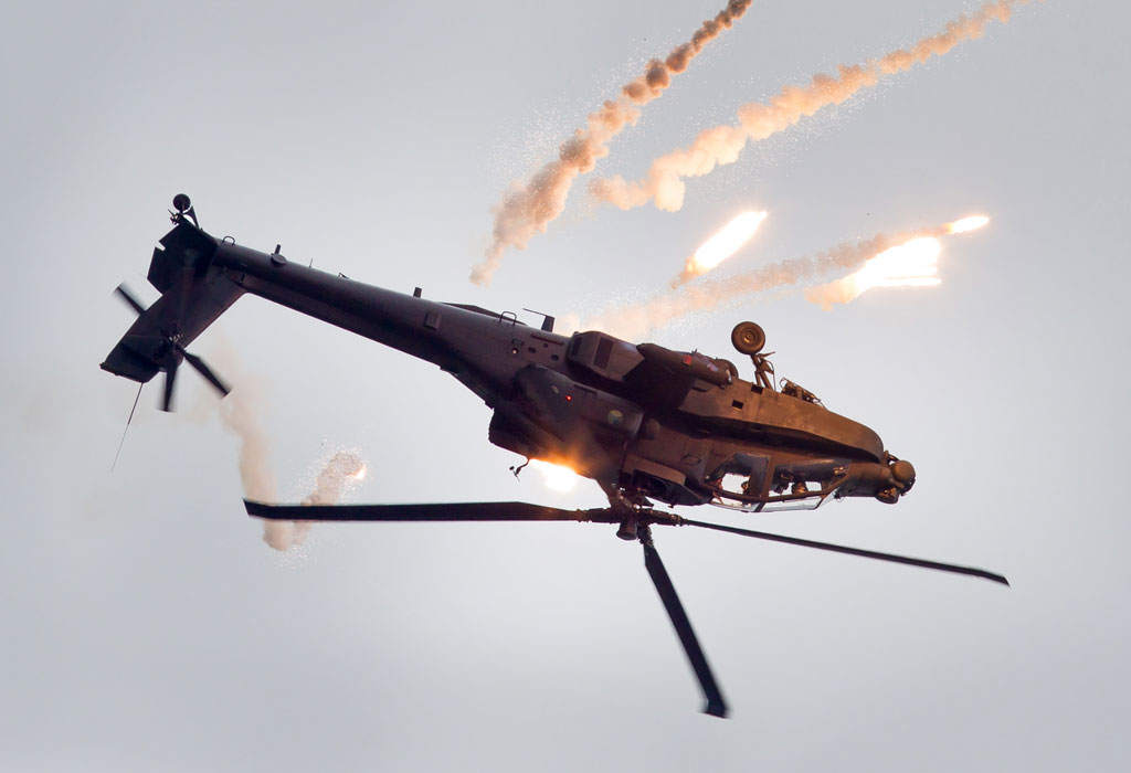 Apache AH-64