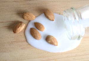 Bademovo mlijeko