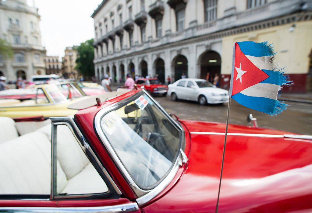 Kubanska zastava - Havana - Auto