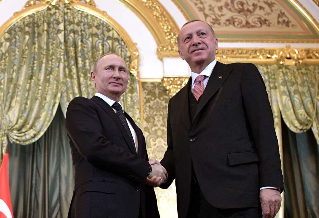 Putin i Erdogan se rukuju