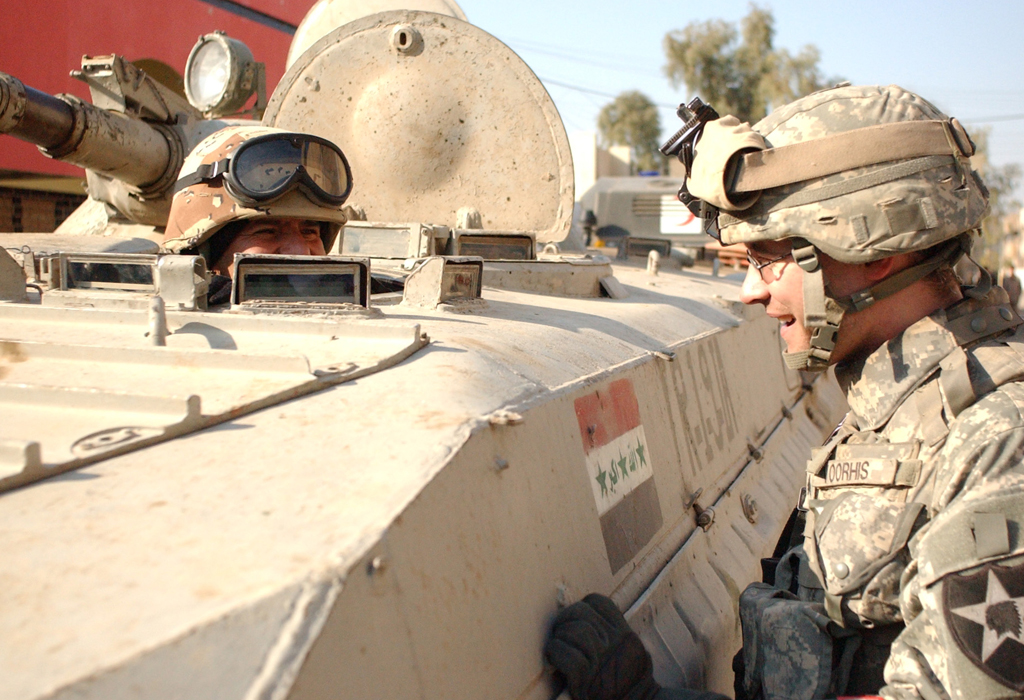 americki vojnik - iracki vojnik