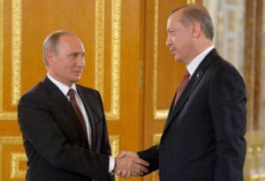 Vladimir Putin i Erdogan se rukuju