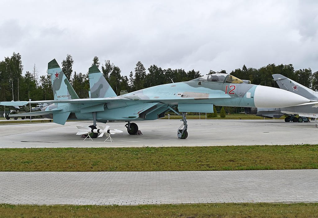 Sukhoi Su-27