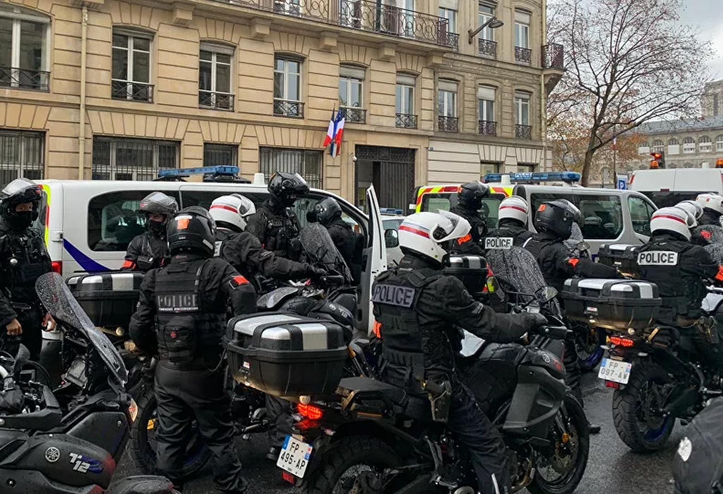 Paris policija o6r