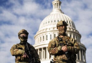Nacionalna Garda ispred Capitol Hill