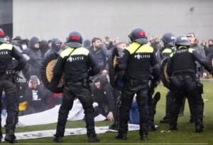 Nemiri u Holandiji protiv zakljucavanja