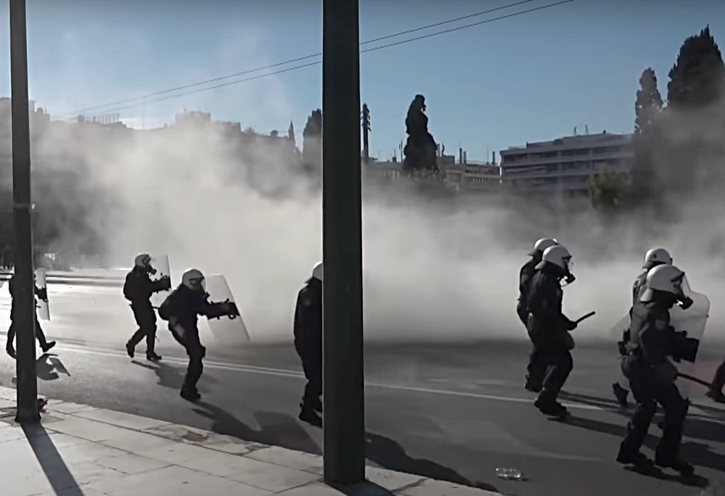 Grcka policija u toku protesta