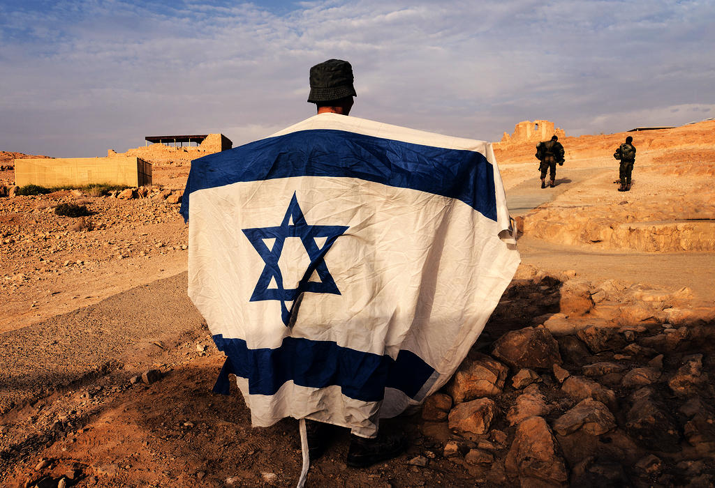 Izraelska zastava - izraelski vojnici