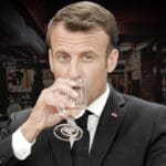 Emmanuel Macron u restoranu