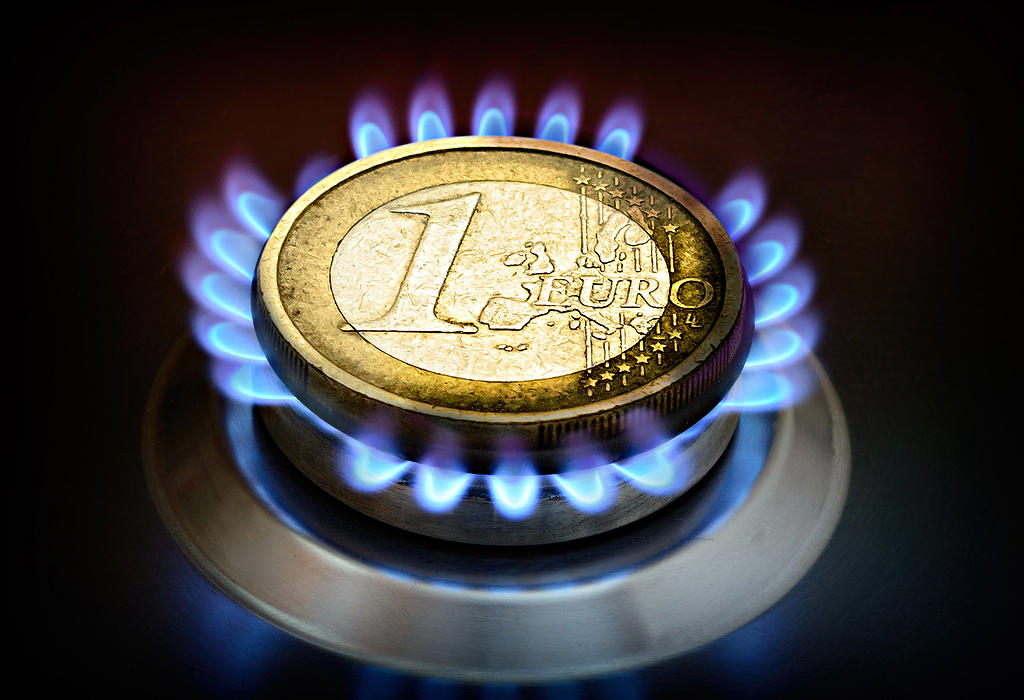 Gas