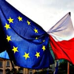 Poljska i EU zastave