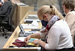 Austrijska zastupnica lažirala karticu za cjepivo