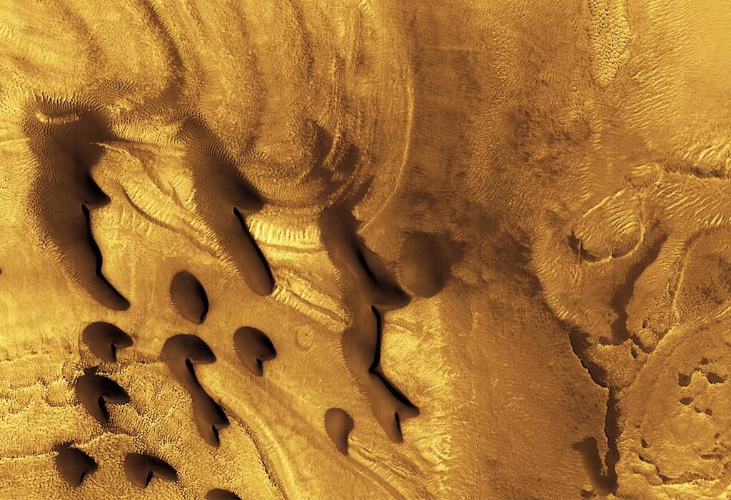 Mars - Jezive pjescane formacije