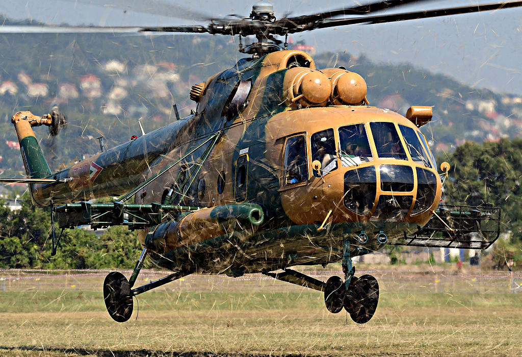 Mi-17 helikopter