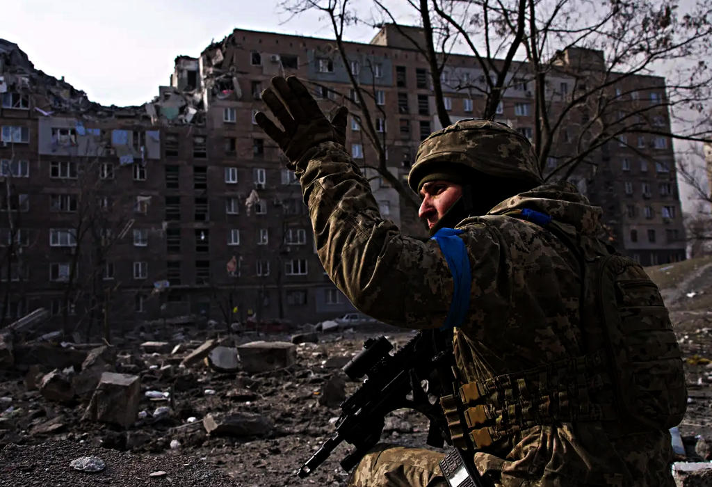 Ukrajinski vojnik u Mariupolju