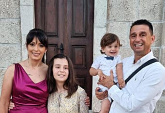 Ana Mijić i obitelj