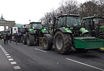 Farmeri blokiraju Berlinske ulice