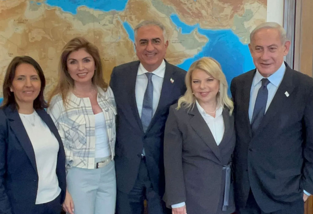 Reza Pahlavi s Bibijem